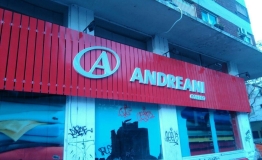 marquesinas en alucobon con corporeos de acrilico
