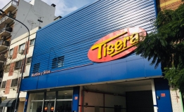 Letra corpórea de acrílico Tisera